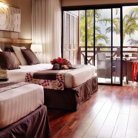 Iloha Seaview Hotel