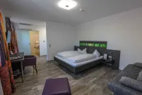 Hotel zur Pfalz Hotels in Kandel