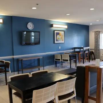 Microtel Inn & Suites by Wyndham Columbus/Near Fort Benning