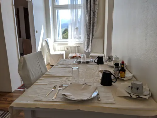 Abdalla Apartments - Homestays