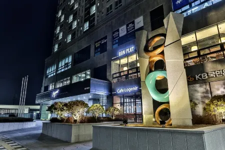 Hotel Logenir Отели в г. Кимчхон