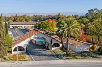 Super 8 by Wyndham San Jose Airport