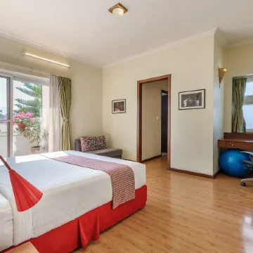 Shaligram Hotel & Spa
