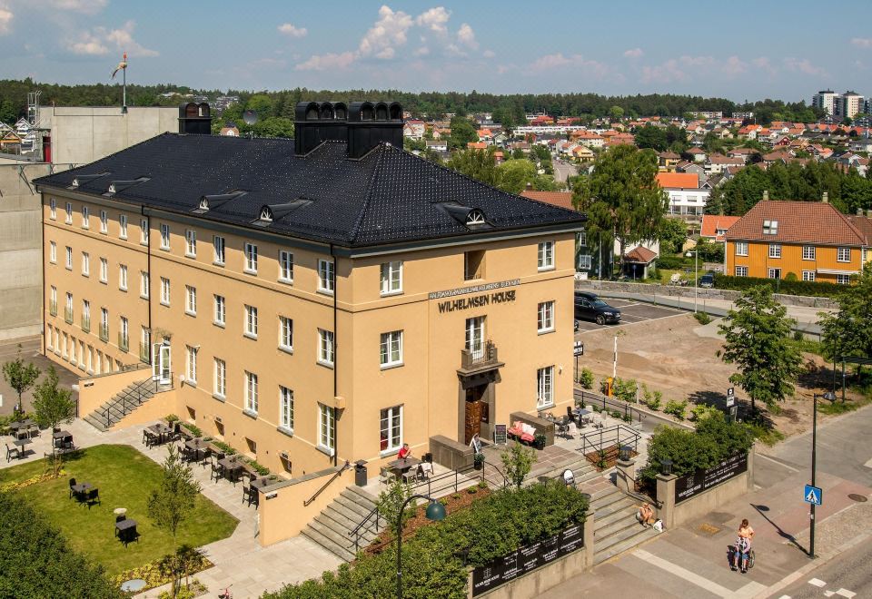 hotel overview picture