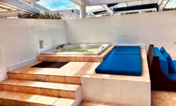 Apartment at de Soleil Hotel on Ocean Drive