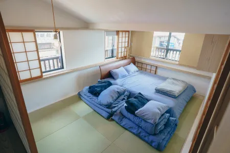 Taketa Machi Hotel Отели рядом со станцией JR Miemachi station