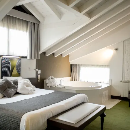 Costa Esmeralda Suites