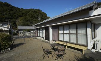 Vacation Rentals -un-