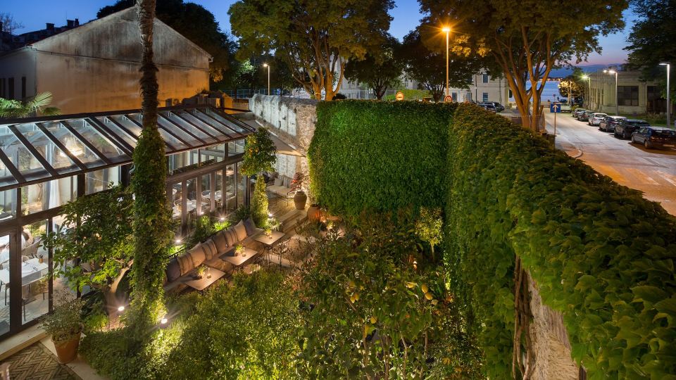 Almayer Art & Heritage Adults Only Hotel and Dépendance Rooms