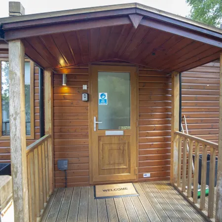 Felmoor Park Northumberland Lodge with Hot Tub - 4