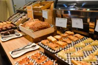 Aparthotel Atenea Valles - breakfast