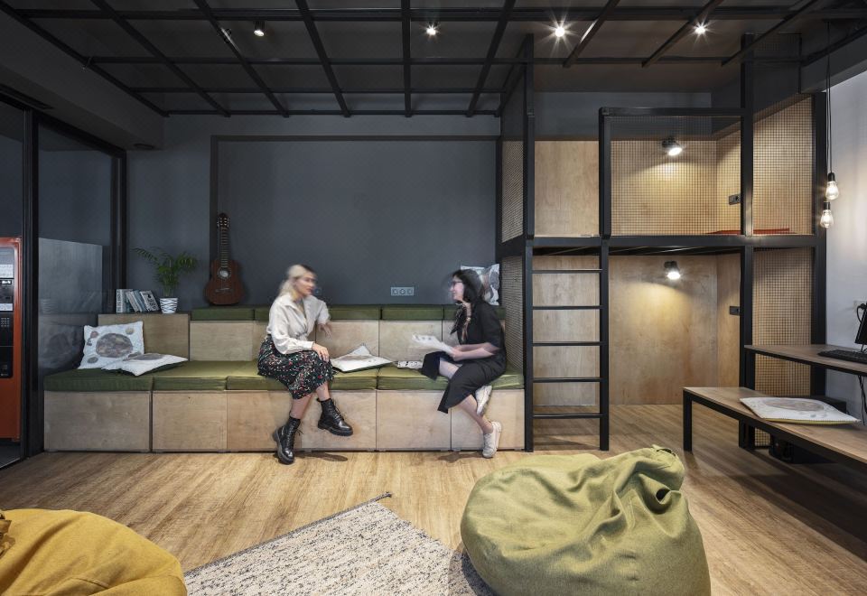 2. 칸타르 호텔..