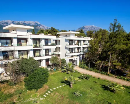 Apartments Kuce Lekovica Beach & Snack Bar- Bistro Hotels in Bar