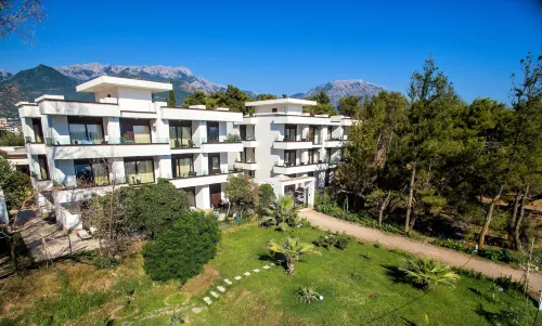 Apartments Kuce Lekovica Beach & Snack Bar- Bistro Hotels in Bar