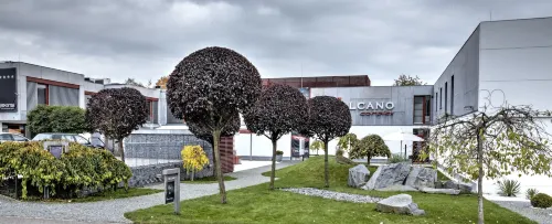 Volcano Spa Hotel Các khách sạn ở Karlstejn