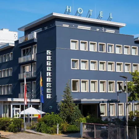 Familienhotel Citylight Отели рядом с достопримечательностью «Стадион в Виттенау»