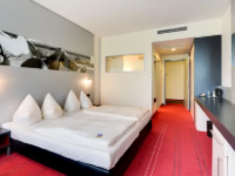 黑措根奧拉赫黑佐-巴斯諾維納酒店 中弗蘭肯行政區酒店