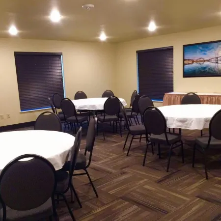 Aspen Suites Hotel Sitka