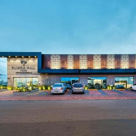 Florida Mall & Suites