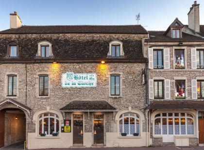 Logis Hôtel de la Cloche