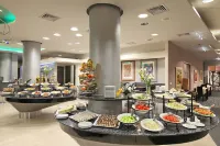 โรงแรมโมนา พลาซ่า ซลาติบอร์ - พร้อมอาหารเช้า