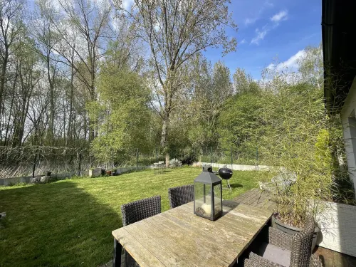 Espace Zen'Ing Hotels in Gondecourt