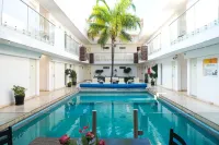 Hotel St. George - Pool