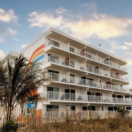 SeaLoft Oceanfront Hotel Отели рядом с достопримечательностью «Пляж Оушен-Сити-Бич»