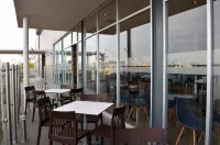 伊拉普阿託之家商務飯店 - 早餐