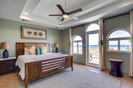 Grand Caribe Belize Отели в г. Ambergris Caye