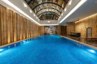 Narcissus Obhur Resort & Spa - Pools