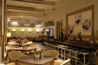 Porto Del Sol Hotel - bar