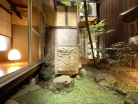 Guesthouse Yululu Hotels near Philosopher's Walk