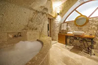 Canyon Cave Hotel - Bintang 3