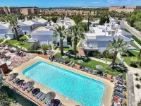 Bayside Salgados Hotels in Guia