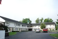 Hollow Inn and Motel - Motels