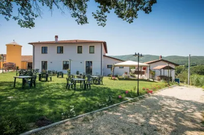 Fattoria Didattica la Collina Incantata Các khách sạn ở Taizzano