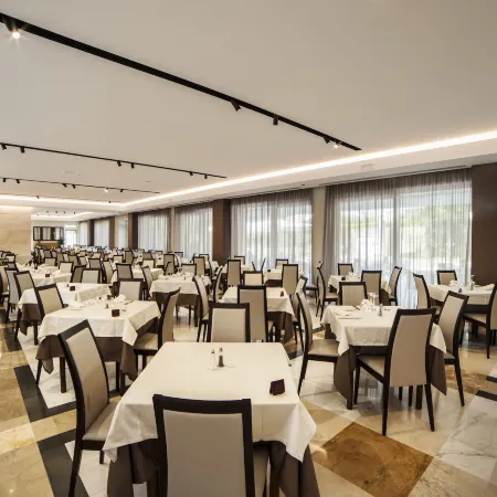 Hotel Bisesti Hotels in Garda Town