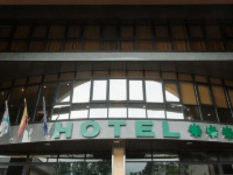 Exe Area Central Hotels near Santiago de Compostela Airport