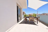 Santa Barbara House - Apartments