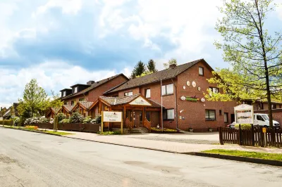 Heidehotel Bockelmann Отели в г. Биспинген
