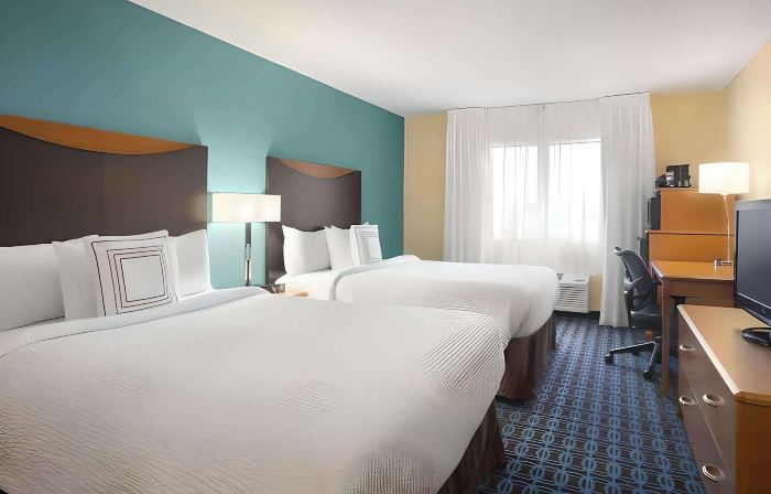 Dubuque Inn & Suites
