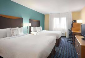 Dubuque Inn & Suites