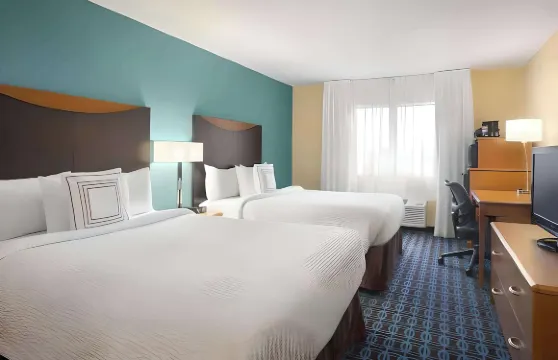 迪比克旅館&套房