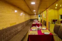KVR Clarks Inn, Kufri飯店 - 陽台