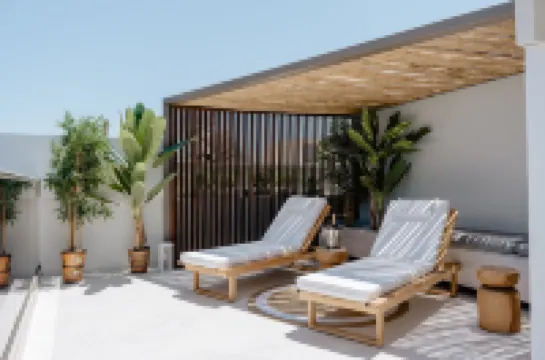 Palm Beach Hotel Apartments