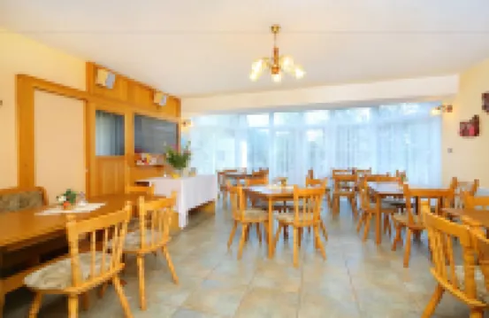 彭森史黛拉別墅酒店