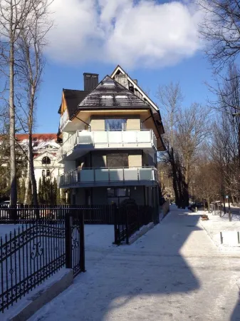 Apart-Center Sienkiewicza Отели рядом с достопримечательностью «Велька Крокев»