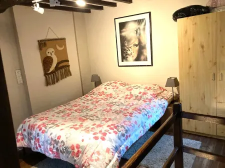 Cottage in the Heart of the Ardennes Woods Отели в г. Мане