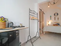 Seabed Suites Mykonos Hotels near Efimerides